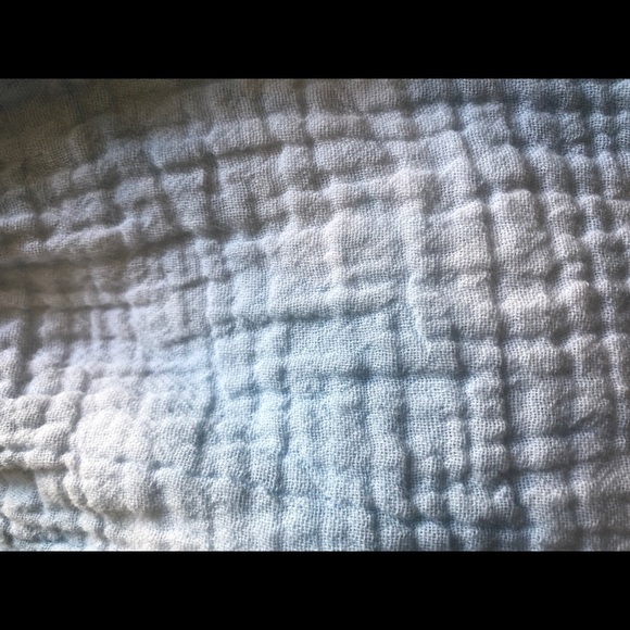 Universal threads light blue and white tank camisole, watercolor pattern size M - Picture 8 of 9